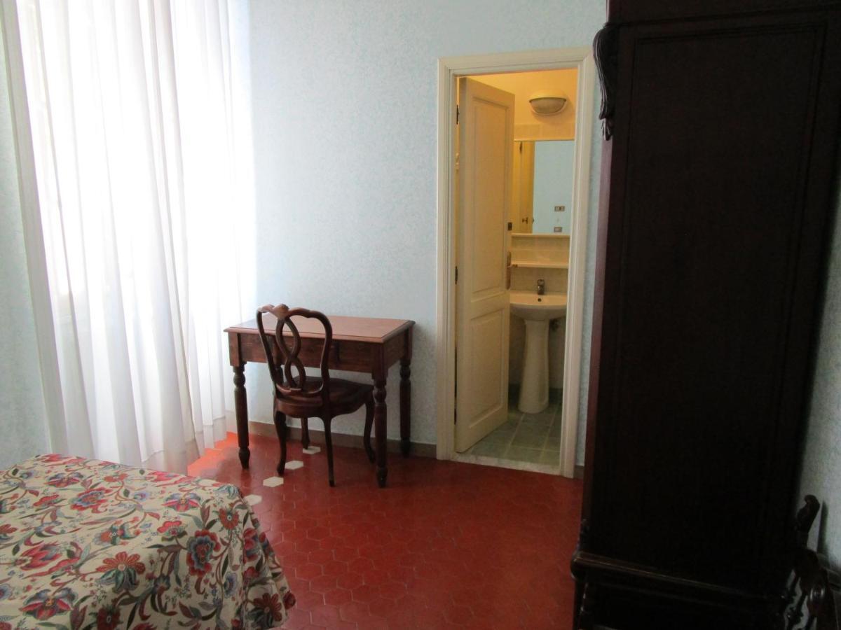 Casa S. Giuseppe Di Cluny Frühstückspension *